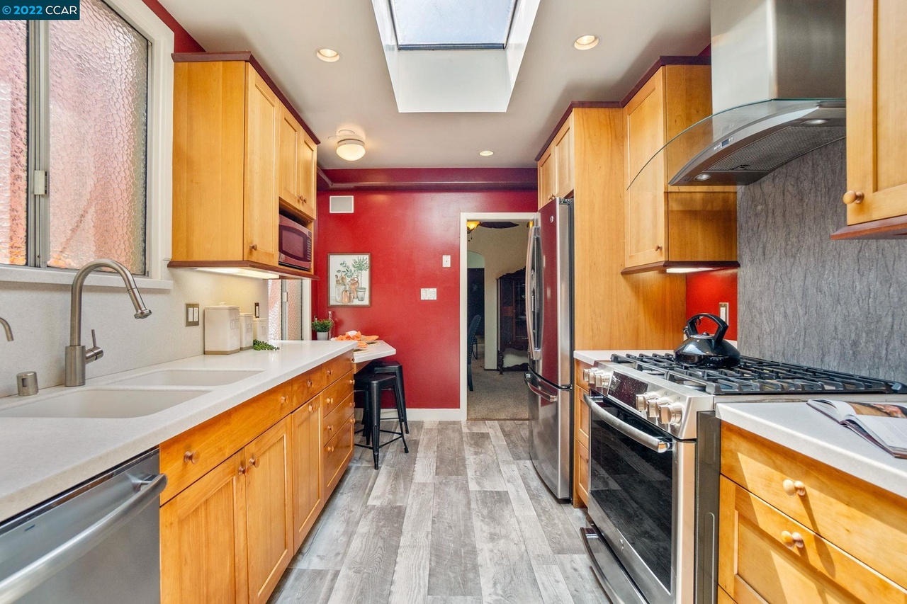 409 Kains Ave, additional photo 10