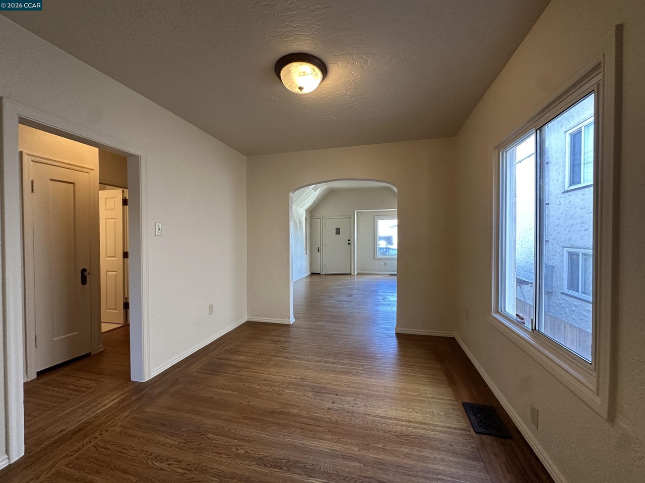 525 28th St, additional photo 10