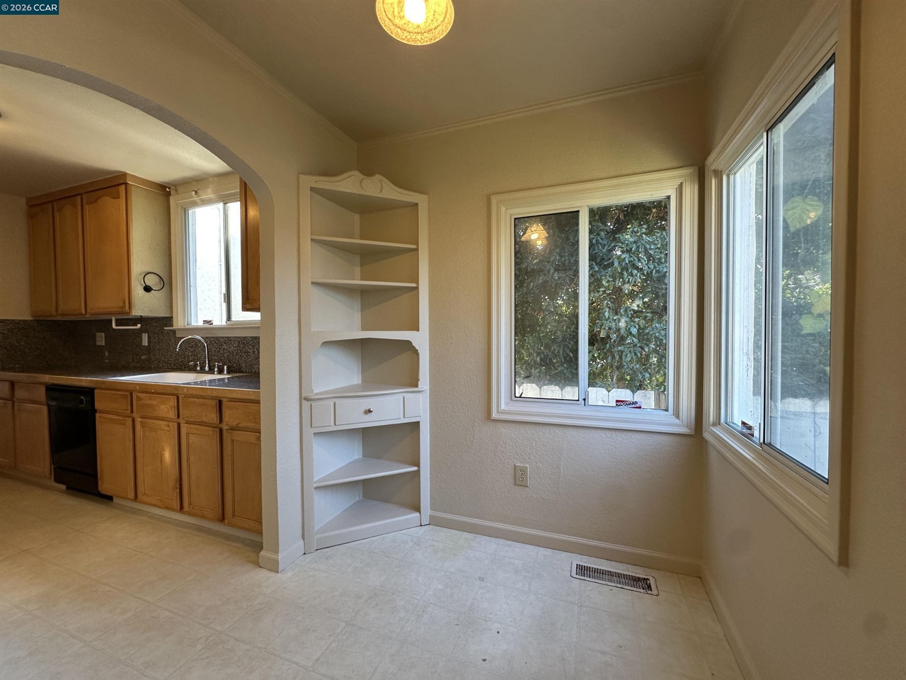 525 28th St, additional photo 13