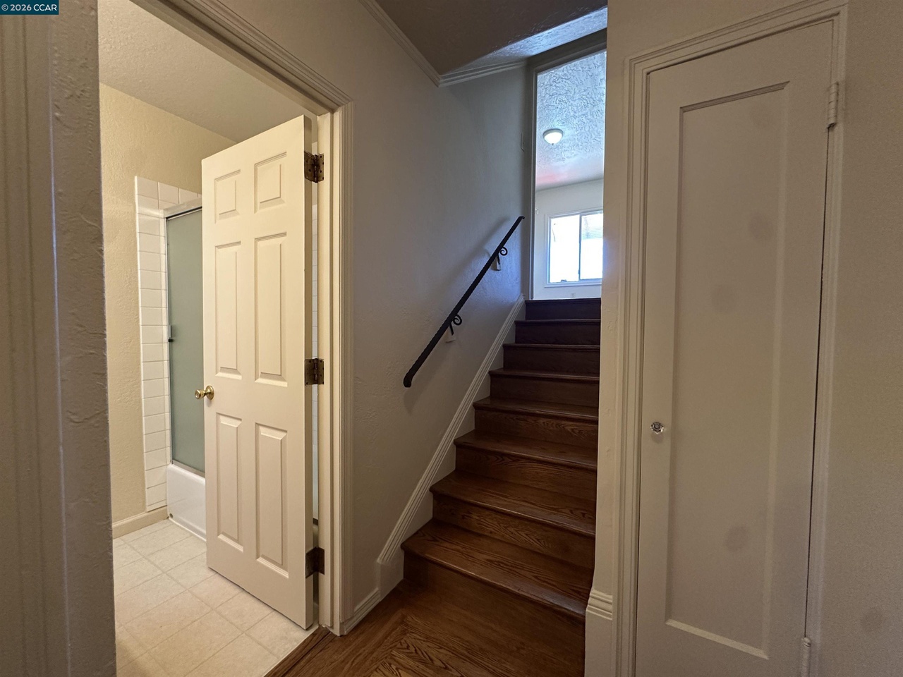 525 28th St, additional photo 15