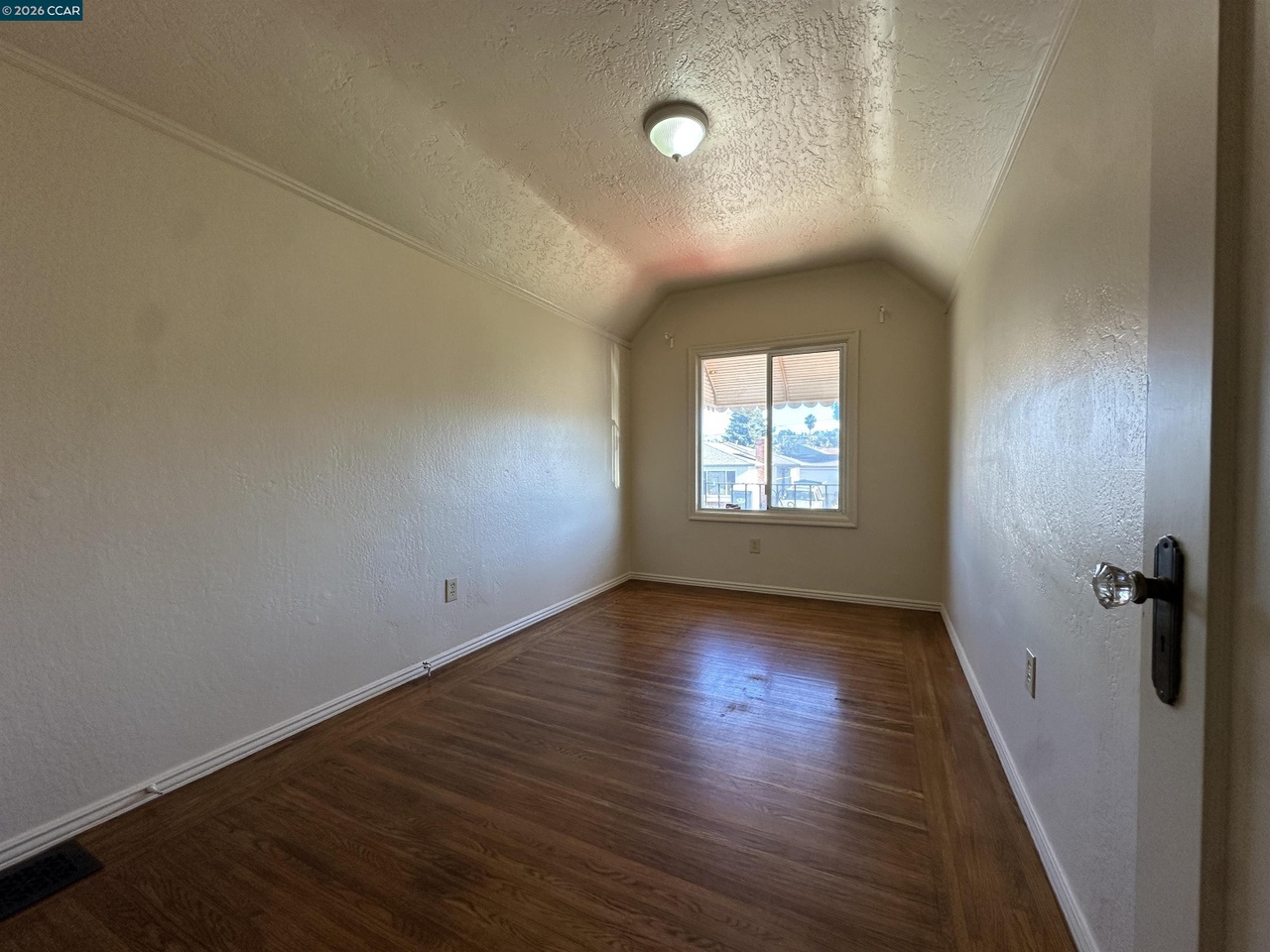 525 28th St, additional photo 19