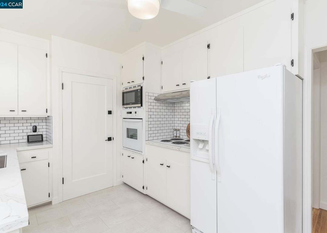 533 27th St, additional photo 12