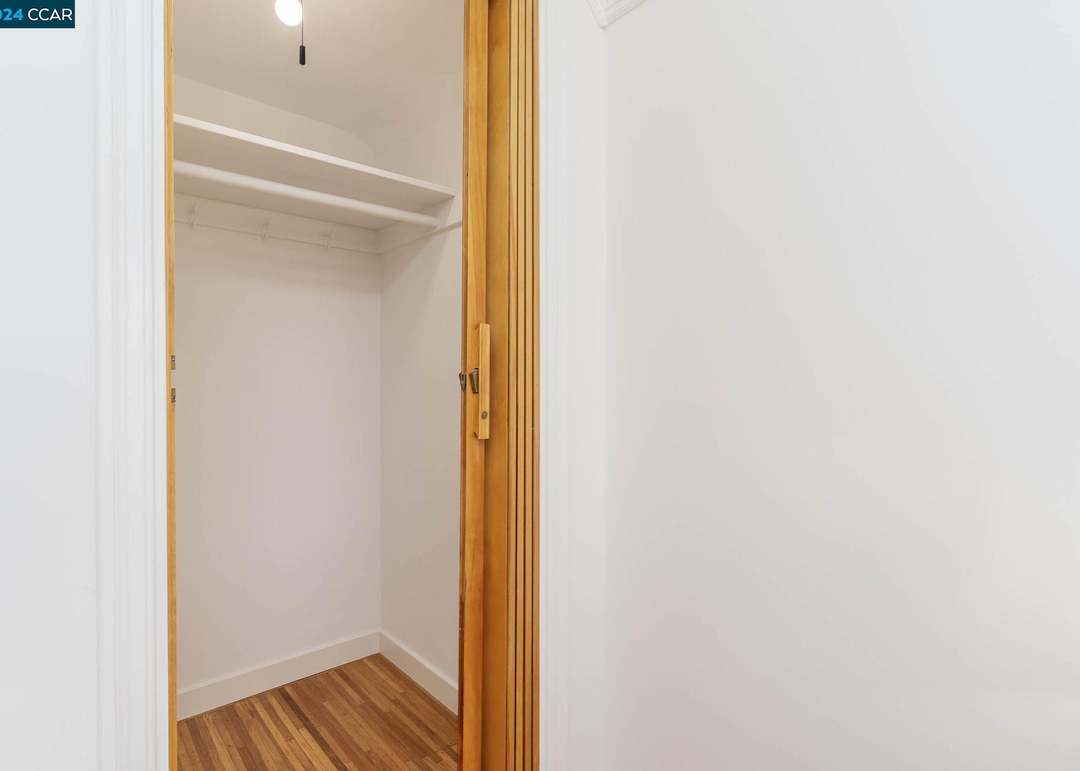 533 27th St, additional photo 20
