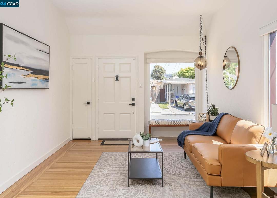 533 27th St, additional photo 3