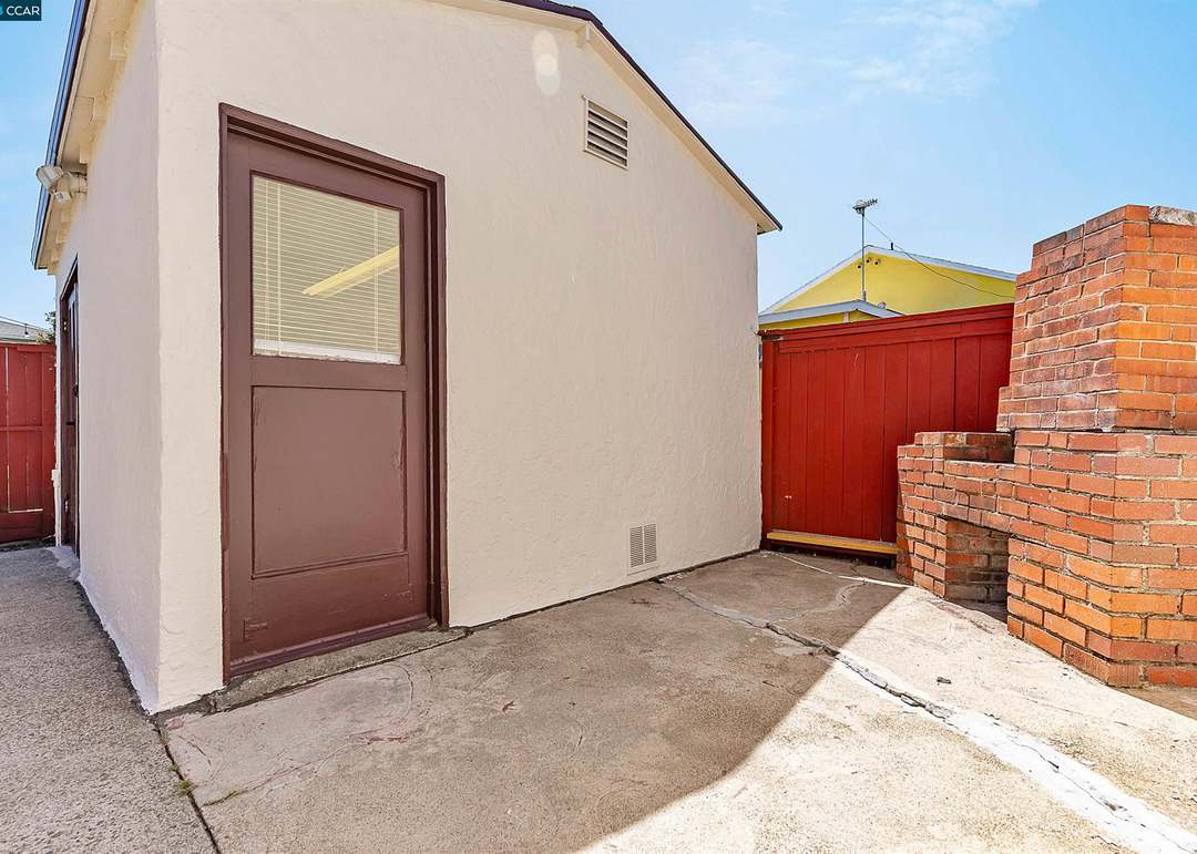 533 27th St, additional photo 42