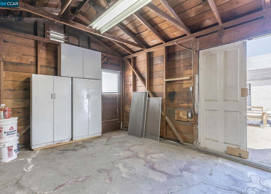 533 27th St, additional photo 43