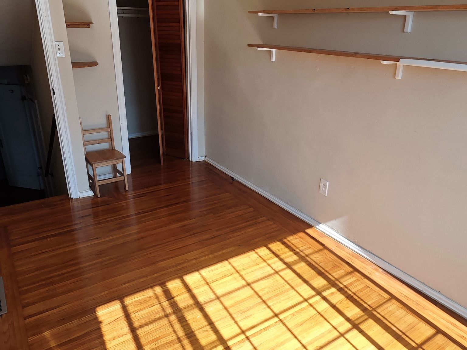 533 28th St, additional photo 12