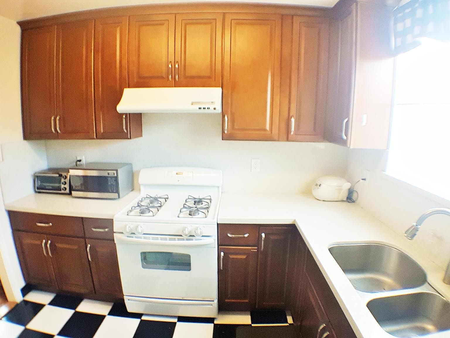 533 28th St, additional photo 18