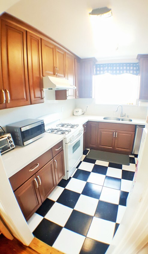 533 28th St, additional photo 41