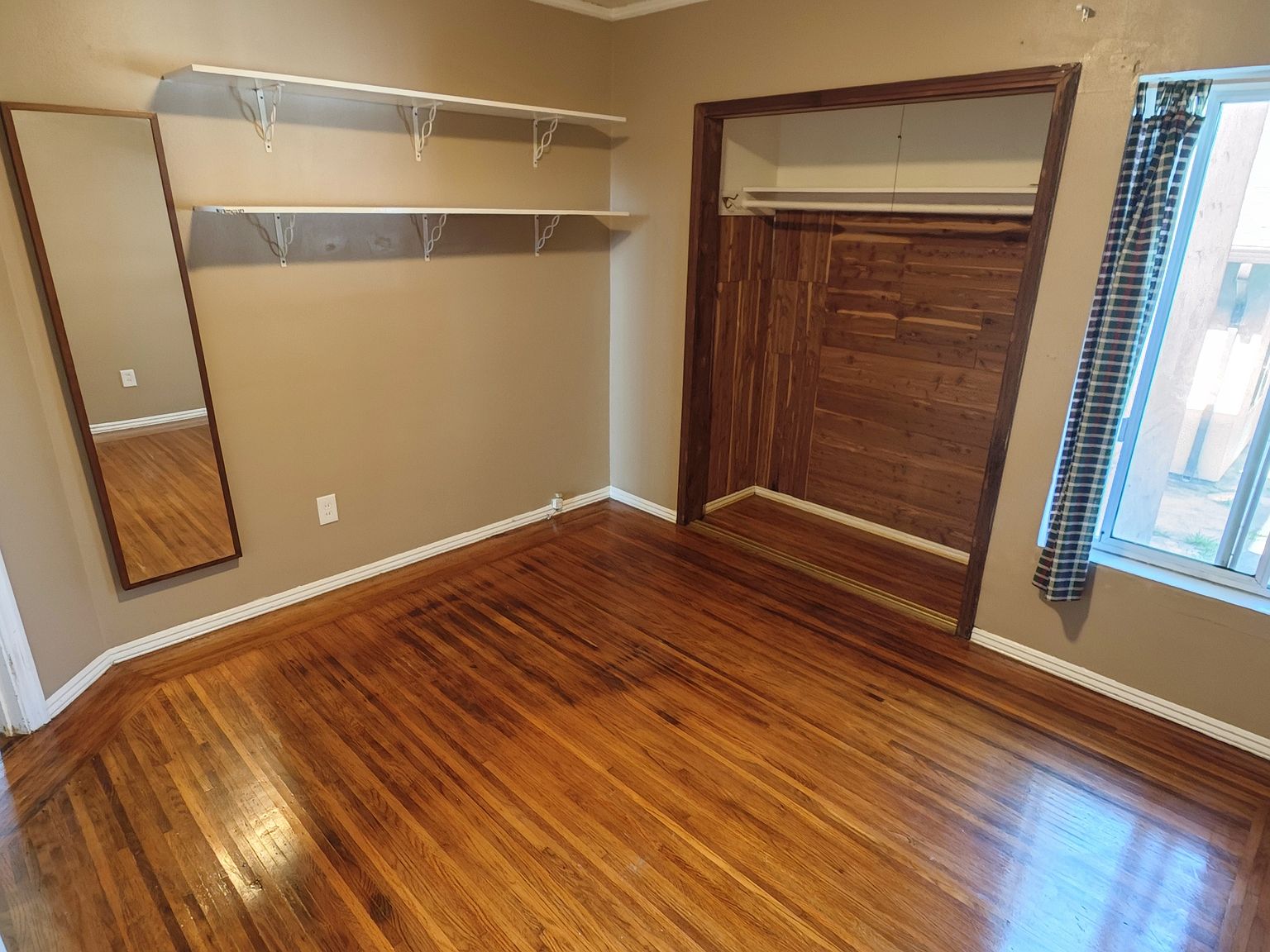 533 28th St, additional photo 5
