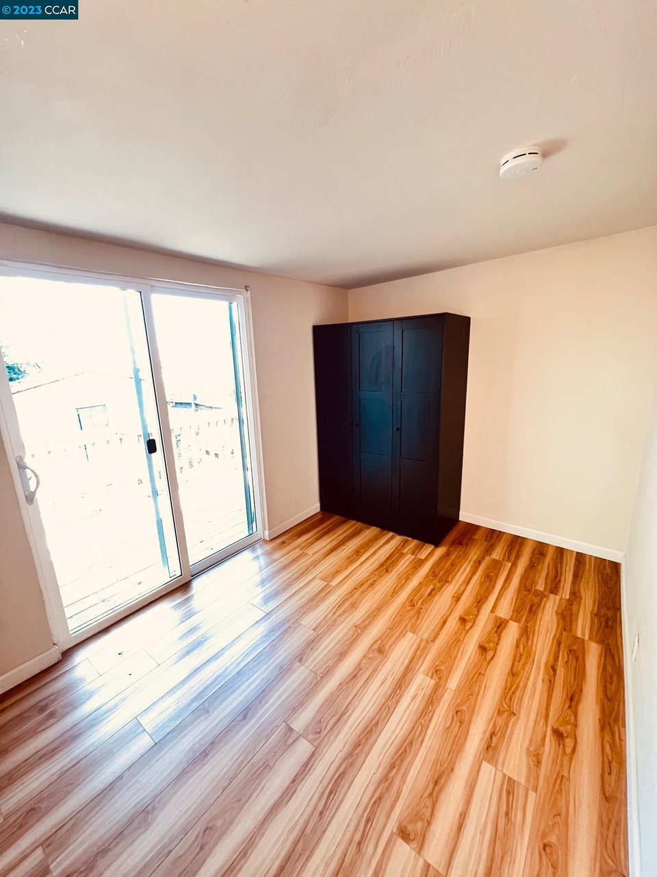 555 26th St, additional photo 11