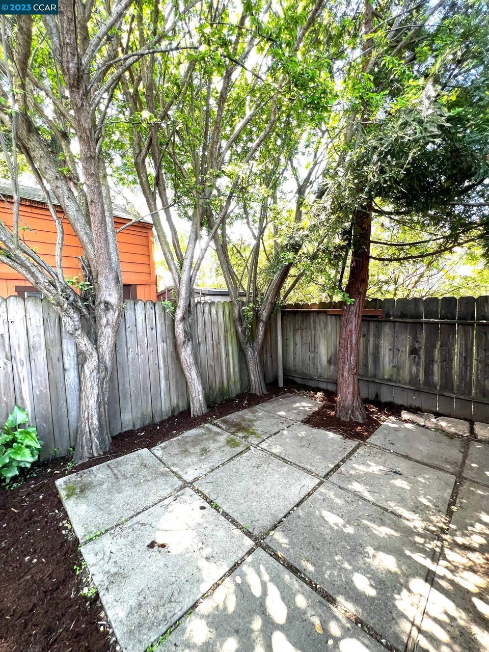 555 26th St, additional photo 13