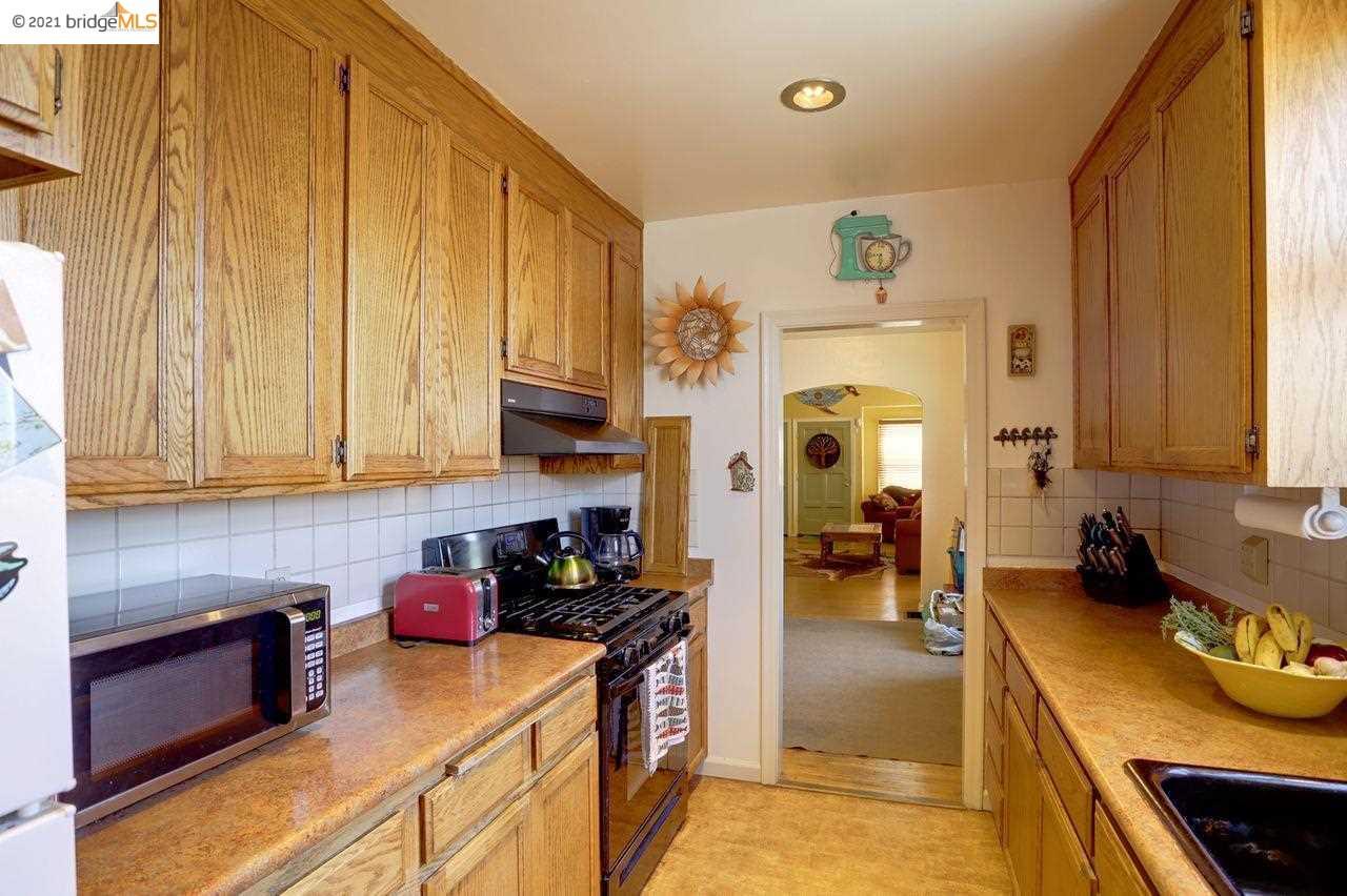 609 29th St, additional photo 9