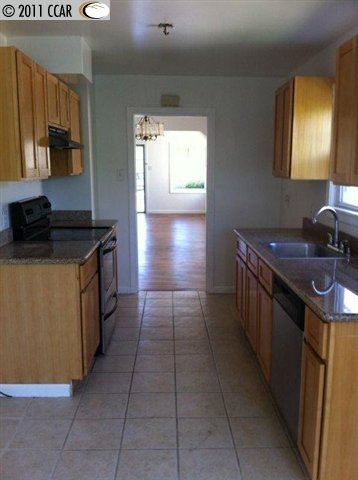 660 Wilson Ave, additional photo 13