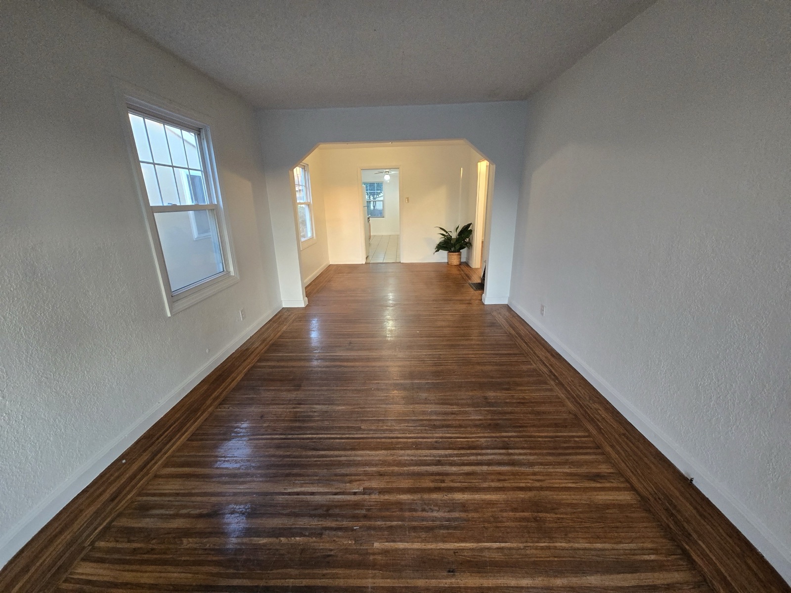 660 Wilson Ave, additional photo 1